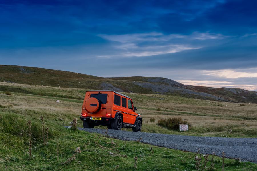  Mercedes-AMG G63 Colour Edition (W463) 2016 года  (UK) (фото 16 из 40)